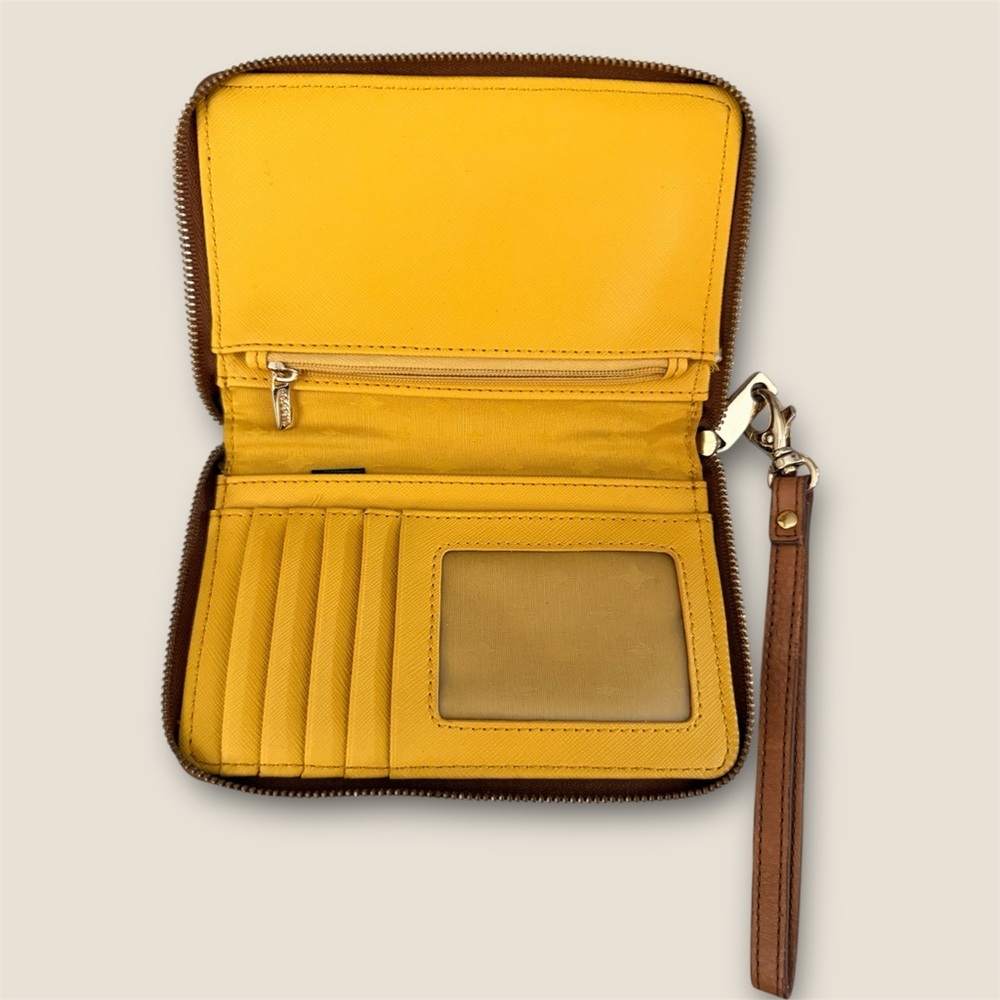 Fossil Brown Leather Clutch - Picture 6 of 6